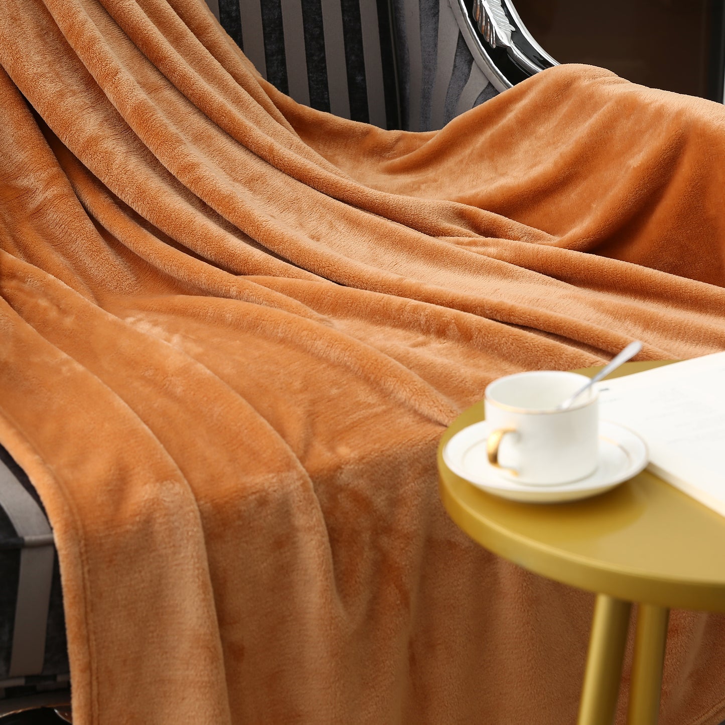 RONGTAI Light Brown Fleece Throw Blanket for Sofa Bed